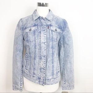 LEVIS LIGHTER WASH ZIP FRONT DENIM JACKET